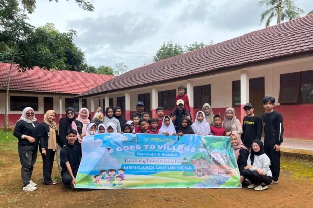 Komunitas Pelita dan Dispersip Tanah Bumbu Gelar “Goes to Village” di SDN Tunas Nelayan