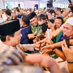 Silaturahmi Lebaran, Presiden Prabowo Sambut Ribuan Warga di Istana Kepresidenan Jakarta