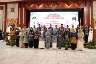 Bupati Andi Rudi Latif  Hadiri Pengukuhan Ketua Dekranasda Provinsi Kalsel