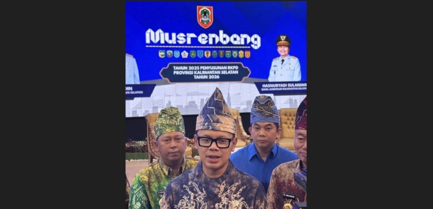 Tanah Bumbu Terima Penghargaan Terbaik Ketiga Tingkat Keselarasan Tertinggi RPJPD