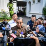 Presiden Prabowo Bahas Evaluasi Direksi BUMN dan Isu Kemanusiaan Palestina di Istana Merdeka