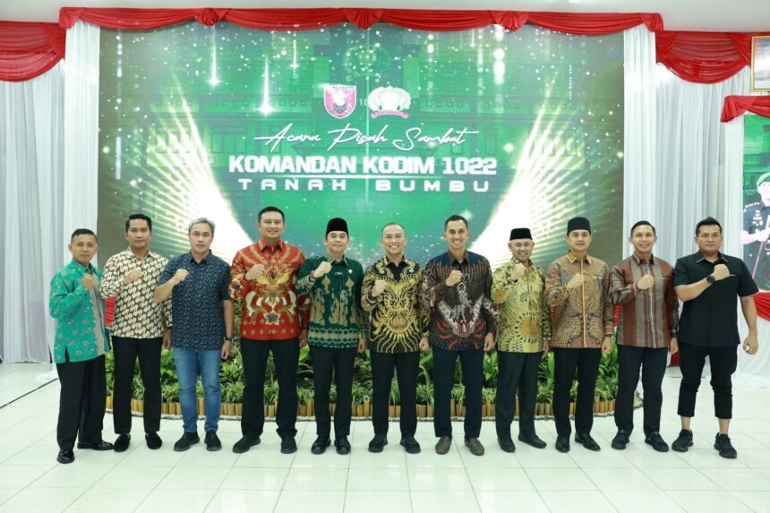 Bupati Andi Rudi Latif Hadiri Pisah Sambut Dandim 1022/Tnb: Wujud Sinergi TNI dan Pemerintah Daerah