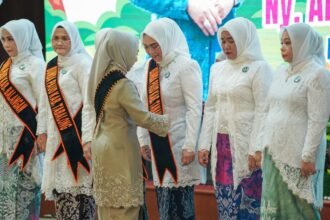 Andi Irmayani Rudi Latif Resmi Dikukuhkan sebagai Bunda PAUD Tanah Bumbu Periode 2025–2030