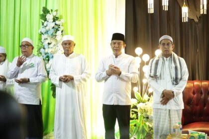Pemkab Tanbu Hadiri Haul ke-8 Al-Ustadz Amiruddin, S.Ag Bin H. Musaid