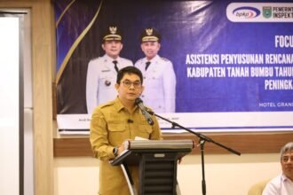 Bupati Andi Rudi Latif Buka FGD Asistensi RPJMD 2025-2029