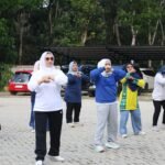 Andi Irmayani Rudi Latif Pimpin Aksi Jumat Bersih dan Senam Sehat TP PKK