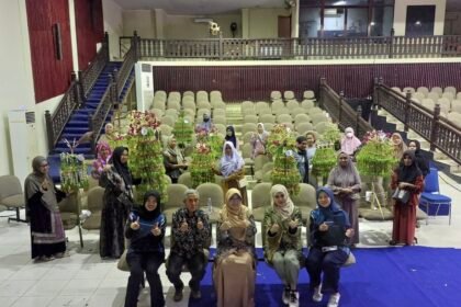 Helmawati Juarai Lomba Payung Kembang Disdikbud Kalsel 2025, Angkat Tradisi Banua