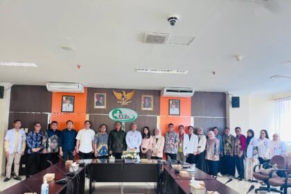 RSUD Ulin Banjarmasin dan RSUPN Dokter Cipto Mangunkusumo Resmi Luncurkan Tindakan Coiling Perdana untuk Penanganan Stroke di Kalsel