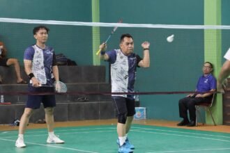 Regu Bulutangkis Putra Kalsel Melaju ke Babak Delapan Besar PORNAS Korpri XVII 2025