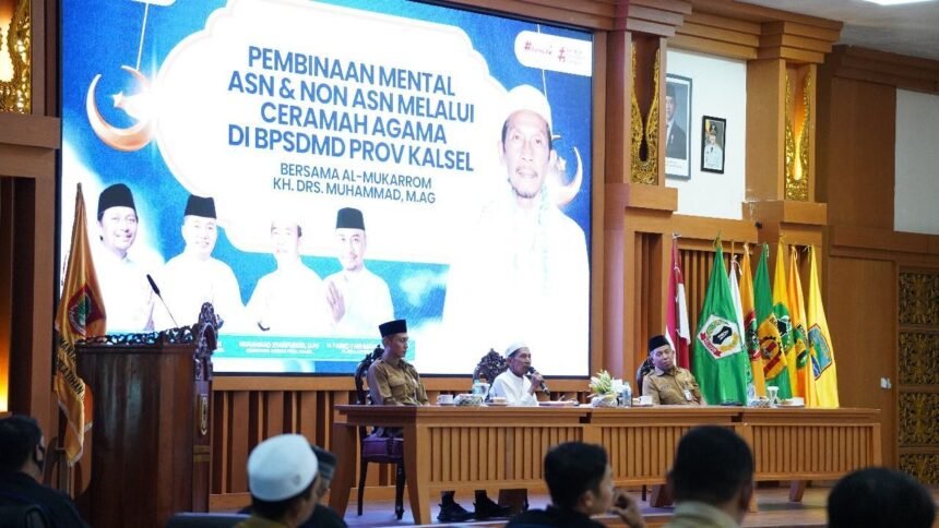 BPSDMD Kalsel Laksanakan Pembinaan Mental ASN dan Non ASN Melalui Ceramah Agama
