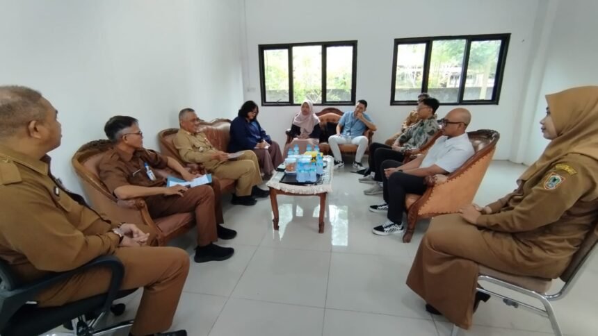 Irjen Kemenkop UKM Tinjau Pemanfaatan Bantuan Rumah Kemasan di Kalsel