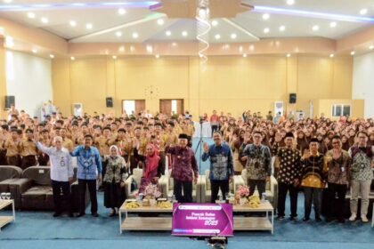 Puncak Peringatan Bulan Inklusi Keuangan Tahun 2025, Gubernur Kalsel Ajak Pelajar Banua Menabung Sejak Dini