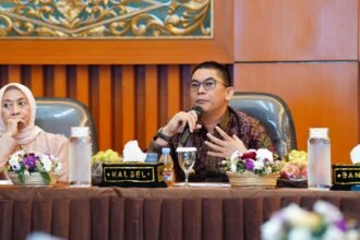 Bupati Tanah Bumbu Tegaskan Komitmen Tingkatkan Akuntabilitas Kinerja Lewat Rakoor Tindak Lanjut SAKIP Triwulan II 2025