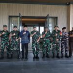 Bupati Andi Rudi Latif Sambut Pangdam XXII/Tambun Bungai untuk Upacara Penutupan TMMD dan Peresmian Sasana Banua