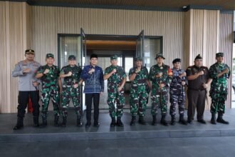 Bupati Andi Rudi Latif Sambut Pangdam XXII/Tambun Bungai untuk Upacara Penutupan TMMD dan Peresmian Sasana Banua