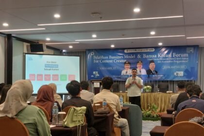 Dispar Kalsel Dorong Ekonomi Kreatif Melalui Pelatihan Business Model dan Banua Kreasi Forum