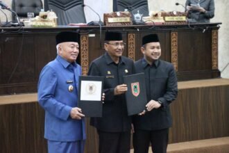 Gubernur Muhidin Apresiasi DPRD atas Penetapan Perda Grand Desain Pembangunan Kependudukan Kalsel