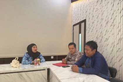 Dinas Kominfo Kalsel Monitoring Pengelolaan Media Center di Kabupaten HST