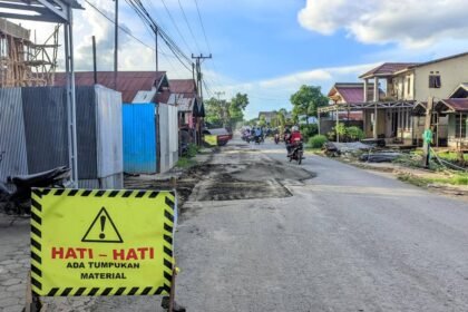 Sambut Nataru dan Haul Guru Sekumpul, Pemprov Kalsel Rehabilitasi Ruas Jalan Martapura Lama
