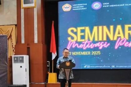 Seminar Motivasi Mahasiswa FKIP ULM, Gubernur Kalsel Tegaskan Pendidikan Merupakan Pilar Utama Dalam Bangun Daerah