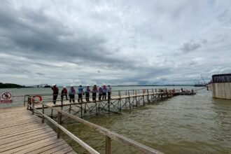 TAG Pastikan Pembangunan Jembatan Tanah Bumbu–Kotabaru Berjalan Sesuai Arahan Gubernur
