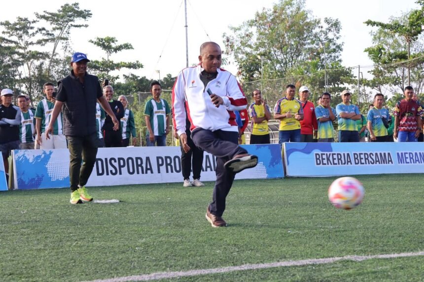 Festival Sepak Bola Legend II Piala Gubernur Kalsel Resmi Digelar, Pererat Silaturahmi Antar Legenda