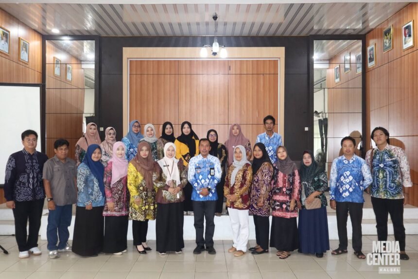 Diskominfo Kalsel Sosialisasikan Pemanfaatan Media Sosial untuk Dukung Posyandu Wasaka