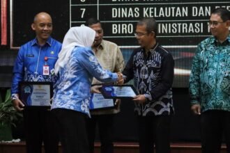 Raih Anugerah Kategori Informatif, Diskominfo Kalsel Tegaskan Komitmen Transformasi Digital dan Keterbukaan Informasi di Banua