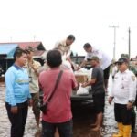 Pemprov Kalsel Salurkan Bantuan Bagi Warga Terdampak Banjir di Kurau