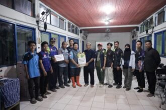 Sekretariat DPRD Kalsel Salurkan Bantuan Kemanusiaan untuk Korban Banjir Tabalong