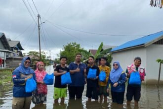 Pastikan Seluruh Wilayah Terdampak Banjir Terjangkau, Pemprov Kalsel Salurkan Bantuan ke Pemakuan Hulu