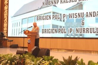 Kapolda Kalsel Pimpin Tradisi Pedang Pora Purna Tugas KABNNP dan KABINDA