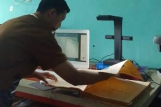 Jaga Kelestarian Sejarah, Dispersip Kalsel Digitalisasi Dokumen Langka