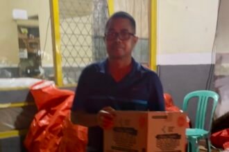 UPTD Farmasi Pastikan Kelancaran Pendistribusian Obat-Obatan dan PMT Kepada Warga Terdampak Banjir