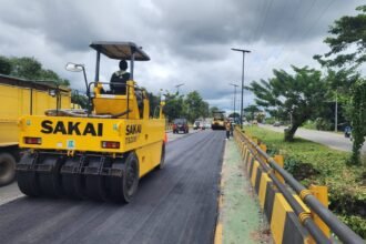 Pemprov Kalsel Gerak Cepat Tindak Lanjuti Keluhan Warga, Aspal Jembatan Guntung Manggis Diperbaiki