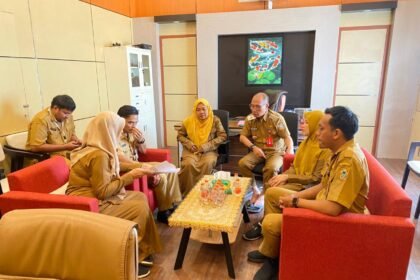 Data Jumlah Kapal Perikanan Tangkap Yang Legal, Dislautkan Kalsel Laksanakan Kegiatan Fasilitasi dan Monev Penerbitan Elektronik Buku Kapal Perikanan untuk Nelayan Kecil