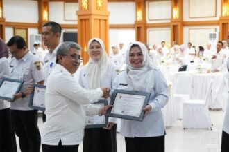 Pemprov Kalsel Resmi Tutup Pelatihan Pengadaan Barang dan Jasa bagi PA/KPA