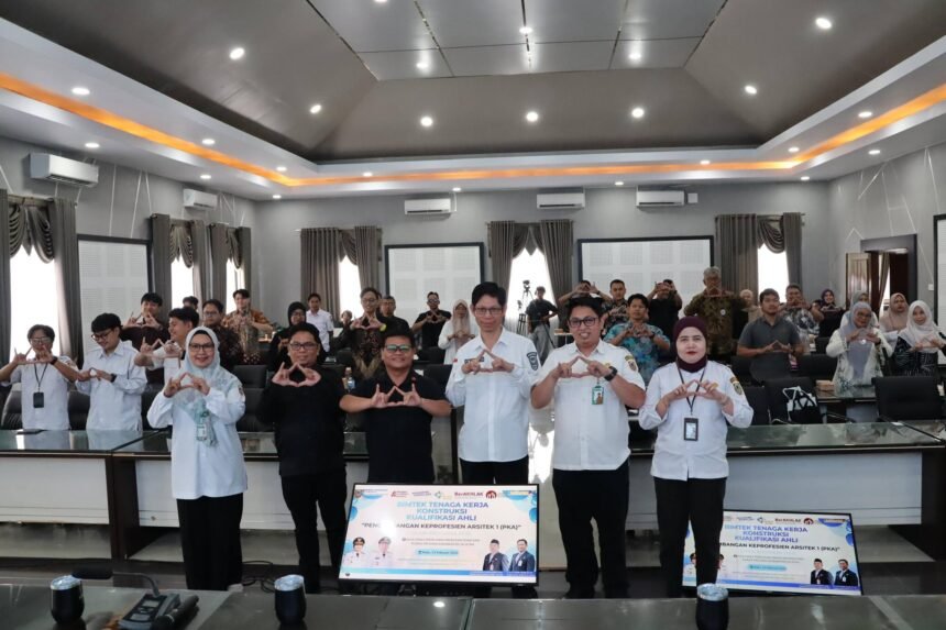 Pemprov Kalsel Tingkatkan Profesionalisme Arsitek Lewat Bimtek PKA 2026