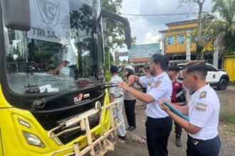 Dishub Kalsel Lakukan Ramp Check Terhadap Angkutan Umum Antar Kabupaten/Kota di Terminal Tipe B Banjarmasin