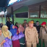 Bantu Warga Terdampak, PUPR Kalsel Salurkan Sembako Melalui Posko BPBD HSU
