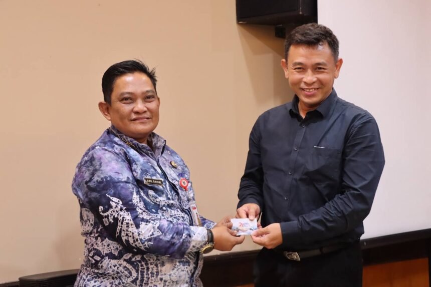 Berikan Pemahaman Kepada Pelaku Industri Turunan Sawit, Disperin Kalsel Tutup Sosialisasi Peraturan Menteri Perindustrian RI Nomor 32 Tahun 2024