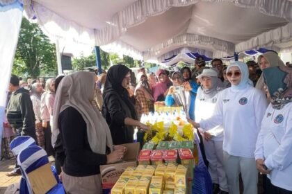 BKOW Kalsel dan Pemprov Gelar Pasar Rakyat, Ringankan Beban Warga Jelang Ramadan
