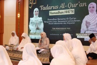 Tadarus Al-Quran TP PKK Kalsel, Ellyana Trisya : Ibu Adalah Madrasah Pertama Generasi Cinta Al-Quran