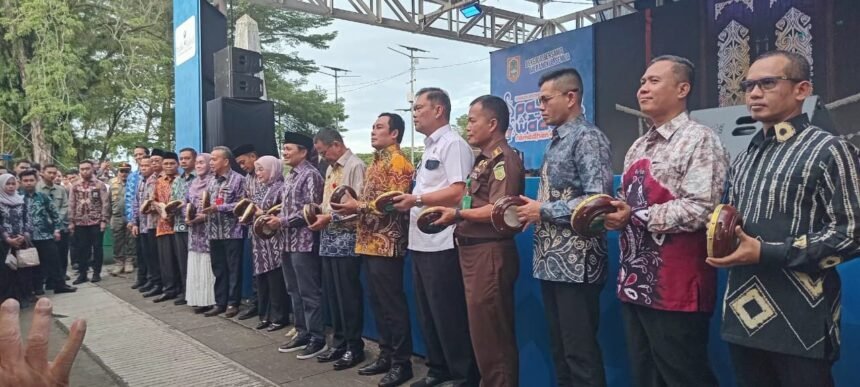 Tidak Hanya Pasar Wadai, Satpol PP dan Damkar Kalsel Amankan Seluruh Kegiatan Ramadan di Kantor Gubernur Lama
