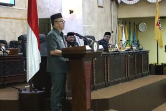 Tanggapi Pandangan Fraksi, Pemprov Kalsel Tegaskan Komitmen Perkuat Fiskal dan Tata Kelola Pembangunan