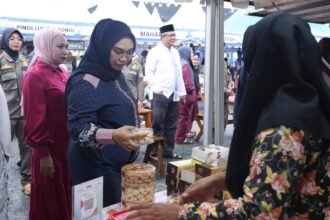 Borong Jajanan Lokal, Andi Irmayani Dukung Penuh Aksi Bajual Wadai 2026