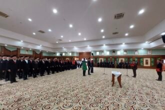 Pemprov Kalsel Lantik 116 Pejabat Fungsional dan Serahkan SK CPNS STTD 2025