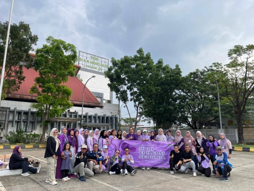Peringati International Epilepsi Day, RSUD Ansari Saleh Gelar Senam Sehat dan Edukasi Masyarakat