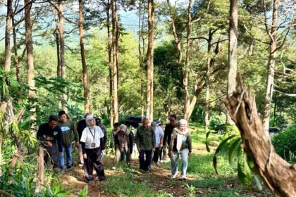 Penguatan Perhutanan Sosial, Kadishut Kalsel Tinjau KTH Penerima REDD+ di Tanah Laut