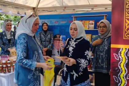 Madu Hutan dan Boneka Bekantan Jadi Primadona di Pameran TMII